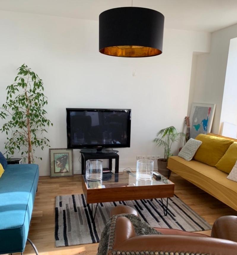 Agreable Logement A Vierzon Centre Bagian luar foto